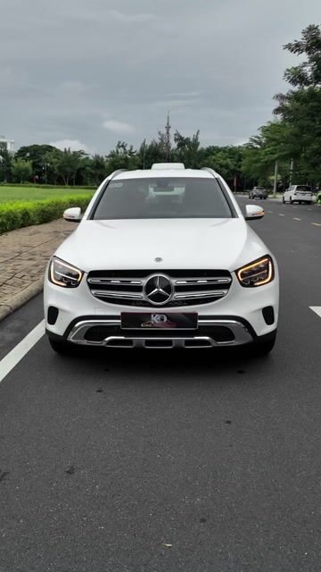 Mercedes GLC200 sx 2022 - sang trọng hiện đại. Mua bán Ô tô tại Quận Gò Vấp Tp Hồ Chí Minh được đăng bởi Trường Nguyễn Xe Sang hình 1
