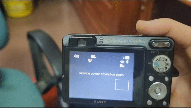 bán Máy ảnh Sony KTS W120 - còn tin còn máy. Mua bán Máy ảnh, Máy quay tại Quận Tây Hồ Hà Nội được đăng bởi salesimVT50kchatzalo hình 1