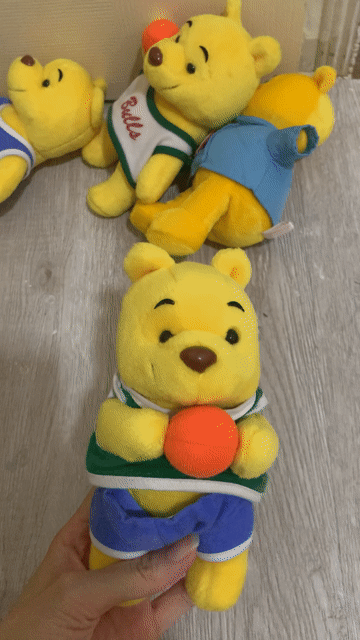Thú nhồi bông Gấu Pooh Vàng vải bông. Mua bán Sở thích khác tại Quận 7 Tp Hồ Chí Minh được đăng bởi Julie Tran hình 1