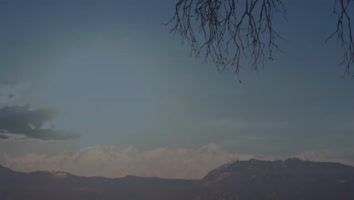 སྡིག་པ་ནས་ཐར་བའི་ལམ་གཅིག་ཡོད།