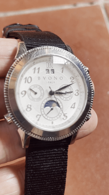 Đồng hồ đeo tay BVONO Nam Bạc. Mua bán Đồng hồ tại Huyện Chương Mỹ Hà Nội được đăng bởi Nguyễn Ngọc Thảo hình 1