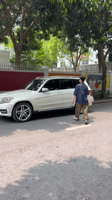 Mercedes-Benz GLK300 AMG 2011 Trắng. Mua bán Ô tô tại Quận Thanh Xuân Hà Nội được đăng bởi Nguyễn Thanh Sơn hình 1