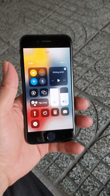 iPhone 7 đẹp 99%,ko dùng được sim . Mua bán Điện thoại tại Quận Phú Nhuận Tp Hồ Chí Minh được đăng bởi Xuan Hậu hình 1