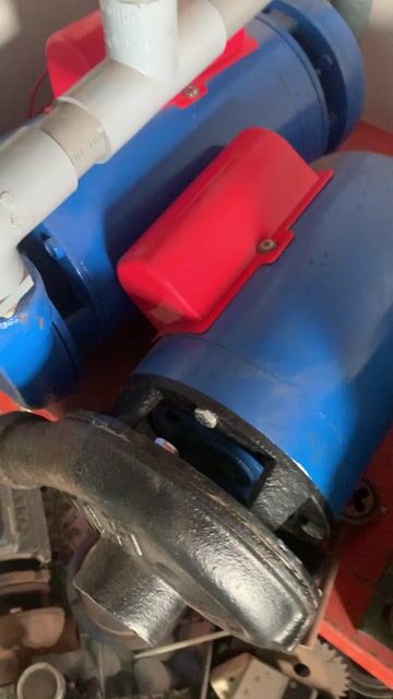 Máy bơm nước. Mua bán Đồ chuyên dụng, Giống nuôi trồng tại Huyện Hóc Môn Tp Hồ Chí Minh được đăng bởi shop đóng pin hình 1