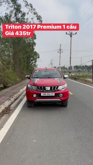 Mitsubishi Triton 2017 1 cầu Đỏ. Mua bán Ô tô tại Quận Hà Đông Hà Nội được đăng bởi Hà Lê hình 1