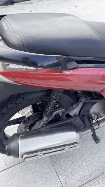 Honda SH 150i 2011 Đỏ Ý 3 cục 5004. Mua bán Xe máy tại Quận Tân Bình Tp Hồ Chí Minh được đăng bởi Phú hình 1