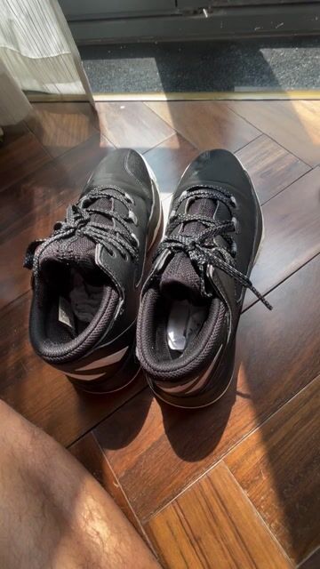 Giày tennis / pickleball nam Đen size 44 2/3. Mua bán Giày dép tại Quận Hoàn Kiếm Hà Nội được đăng bởi Mr Quang hình 1