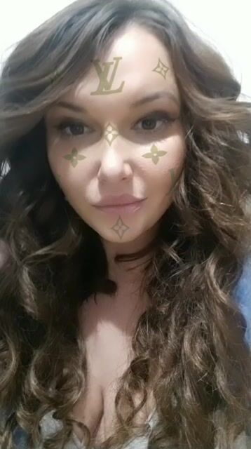 Model - AlessiaQuinn horny