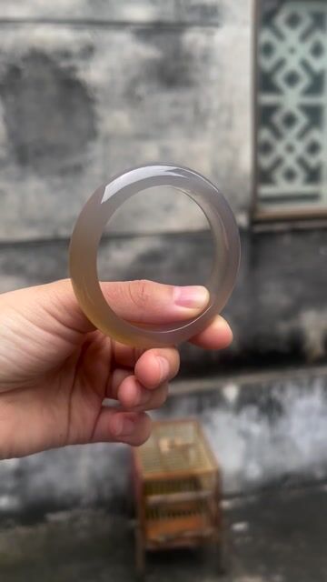 Vòng tay Ngọc Nữ size 55-56 tím. Mua bán Phụ kiện thời trang khác tại Quận Bắc Từ Liêm Hà Nội được đăng bởi Thuy Linh hình 1
