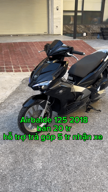 bán Airblade 2018 xe đẹp sơn zin máy nguyên bản. Mua bán Xe máy tại Quận Cầu Giấy Hà Nội được đăng bởi Xe Máy Đoàn Văn Cam Kết Đúng Ảnh Đúng Biển Đúng Giá Trị hình 1