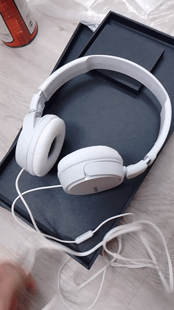 Tai nghe chụp tai Sony Trắng. Mua bán Tivi, Âm thanh tại Thành phố Thủ Đức Tp Hồ Chí Minh được đăng bởi Thành Phú hình 1