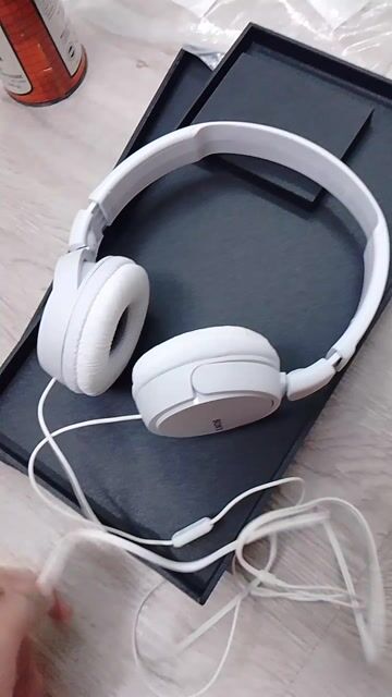 Tai nghe chụp tai Sony Trắng. Mua bán Tivi, Âm thanh tại Thành phố Thủ Đức Tp Hồ Chí Minh được đăng bởi Thành Phú hình 1