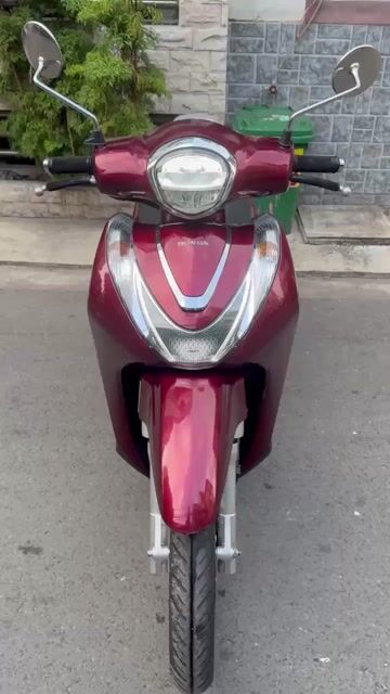 Honda SH Mode 125cc Đỏ 29733 km. Mua bán Xe máy tại Quận Bình Tân Tp Hồ Chí Minh được đăng bởi Lạc Giữa Chợ hình 1