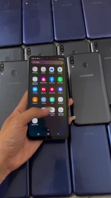 Samsung Galaxy M20 Xanh, Xám. Mua bán Điện thoại tại Quận Ba Đình Hà Nội được đăng bởi NGUYỄN LUYỆN Mobile hình 1