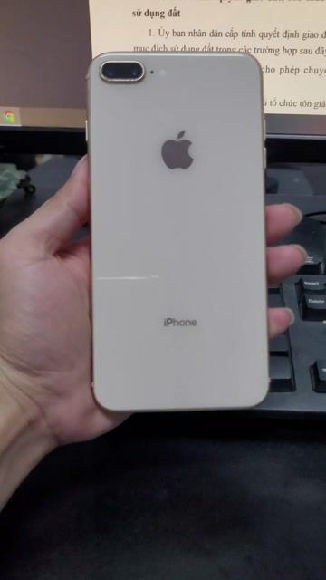 Apple iPhone 8 Plus 64GB Vàng. Mua bán Điện thoại tại Thị xã Tân Uyên Bình Dương được đăng bởi Mr. Dũng hình 1