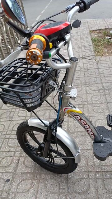 Xe đạp điện Asama màu Bạc. Mua bán Xe đạp tại Thành phố Thủ Đức Tp Hồ Chí Minh được đăng bởi MUA BÁN TRAO ĐỔI XE ĐẠP MỚI CŨ hình 1