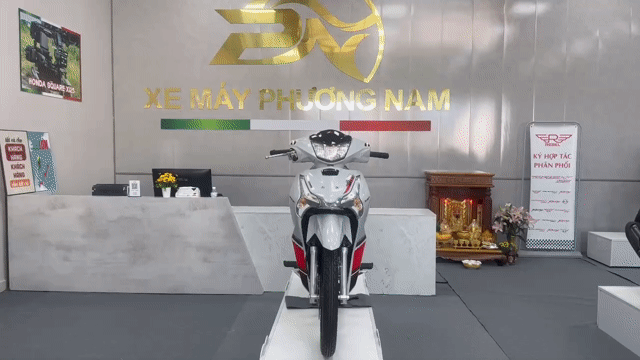 Honda Wave 125R Trắng. Mua bán Xe máy tại Thành phố Cà Mau Cà Mau được đăng bởi Xe Máy Phương Nam Cà Mau hình 1