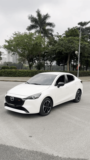 Mazda 2 2024 1.5 Premium Trắng 23000km 1 Chủ. Mua bán Ô tô tại Quận Cầu Giấy Hà Nội được đăng bởi Vũ Kiên hình 1