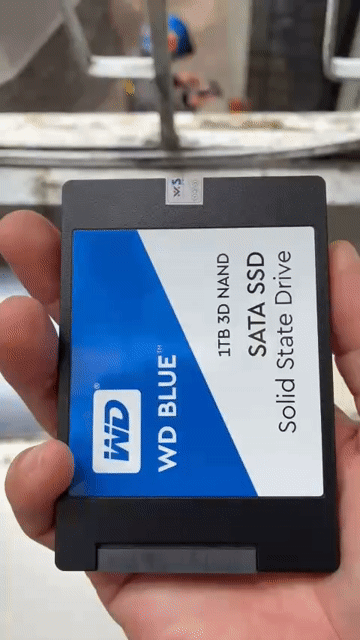 Ổ cứng SSD 1TB WD Blue chính hãng, sẵn win 11. Mua bán Linh kiện (RAM, Card...) tại Quận 3 Tp Hồ Chí Minh được đăng bởi Anh Dũng hình 1