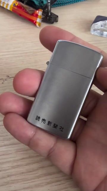 Bật lửa Prince Slim Kim loại Bạc cũ. Mua bán Đồ sưu tầm, đồ cổ tại Quận 5 Tp Hồ Chí Minh được đăng bởi Hoàng Khôi Lê Phạm hình 1