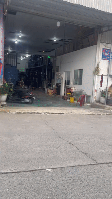 Cho thuê Văn phòng, Mặt bằng kinh doanh Quận 12 Tp Hồ Chí Minh diện tích 400 m² giá 33 triệu/tháng
