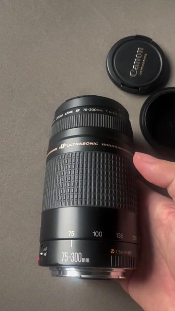 Ống kính Canon EF 75-300mm Đen. Mua bán Máy ảnh, Máy quay tại Thành phố Bến Tre Bến Tre được đăng bởi Tran Thanh Huy hình 1