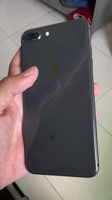 Cần bán iphone 8 plus. Mua bán Điện thoại tại Quận Bình Tân Tp Hồ Chí Minh được đăng bởi Văn hình 1