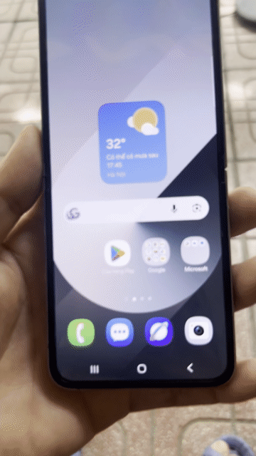 Samsung Galaxy Z Flip 5 256GB Xám. Mua bán Điện thoại tại Quận Ba Đình Hà Nội được đăng bởi Kan Nguyễn hình 1