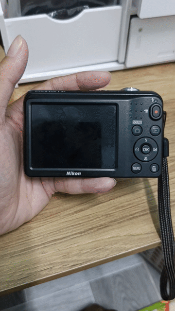 Máy ảnh Nikon Coolpix L27 Đen. Mua bán Máy ảnh, Máy quay tại Thành phố Thuận An Bình Dương được đăng bởi Mê Vintage hình 1