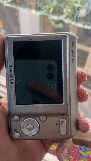 Máy ảnh Samsung ES 10. Mua bán Máy ảnh, Máy quay tại Quận 10 Tp Hồ Chí Minh được đăng bởi Nguyễn Thanh Sơn hình 1