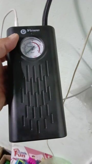 Máy bơm lốp ô tô Toyota Đen. Mua bán Phụ tùng xe tại Huyện Hóc Môn Tp Hồ Chí Minh được đăng bởi Linh Dang hình 1