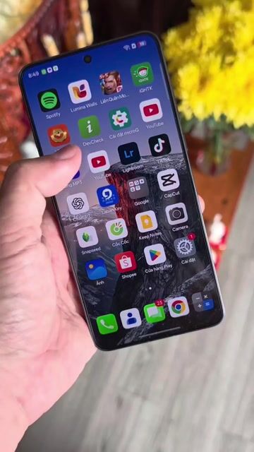 Oppo Find X8 Ultra 256GB đen. likenew. Mua bán Điện thoại tại Quận Cái Răng Cần Thơ được đăng bởi Kim Phú hình 1