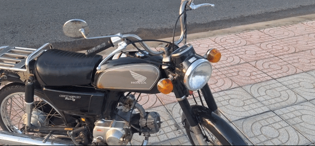 Honda 50 Đen. Mua bán Xe máy tại Huyện Châu Thành Trà Vinh được đăng bởi Nhut khanh lam hình 1