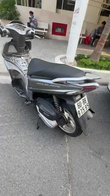 Honda Air Blade 2017 124cc Xám bạc. Mua bán Xe máy tại Thành phố Biên Hòa Đồng Nai được đăng bởi Tran Ngoc hình 1