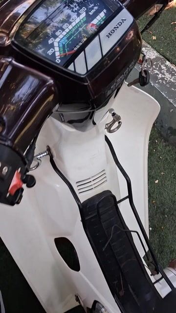 Honda Super Dream 2001 Trắng Nâu. Mua bán Xe máy tại Huyện Hóc Môn Tp Hồ Chí Minh được đăng bởi Mai Anh hình 1