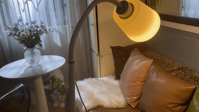 Đèn đứng Kim loại, nhựa Trắng Trang trí. Mua bán Đèn tại Quận Bình Tân Tp Hồ Chí Minh được đăng bởi Tin Còn Hàng Còn hình 1