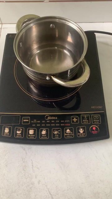 Bếp từ Midea MI-SV21DR. Mua bán Bếp, lò, đồ điện nhà bếp tại Quận 10 Tp Hồ Chí Minh được đăng bởi Anh Tài hình 1
