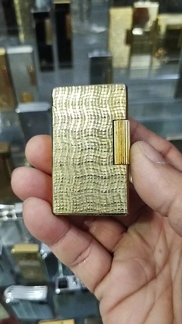 Bật lửa Dupont mạ vàng. Mua bán Đồ sưu tầm, đồ cổ tại Quận Gò Vấp Tp Hồ Chí Minh được đăng bởi Tâm Khôi hình 1