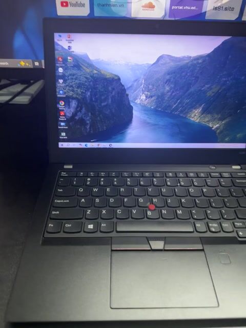 Lenovo ThinkPad X280 i5 hiện đg sale giá hời. Mua bán Laptop tại Quận Tân Phú Tp Hồ Chí Minh được đăng bởi Nguyễn Văn Đức hình 1