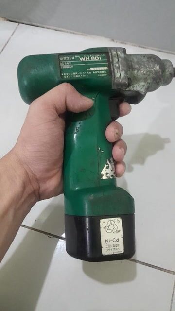 Máy siết bu lông Hitachi WR9V. Mua bán Đồ chuyên dụng, Giống nuôi trồng tại undefined undefined được đăng bởi Huỳnh Vủ hình 1
