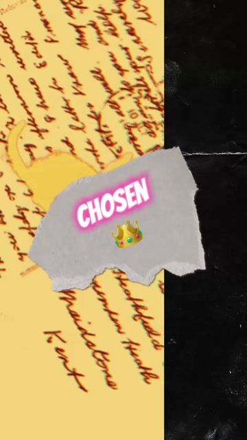 »Die Wahrheit ist, dass ich dich küssen will, obwohl ich es nicht sollte.«
#forbiddenlove #emilybähr #chosen #royalgames34 #shitWASeinGENIALESbuch