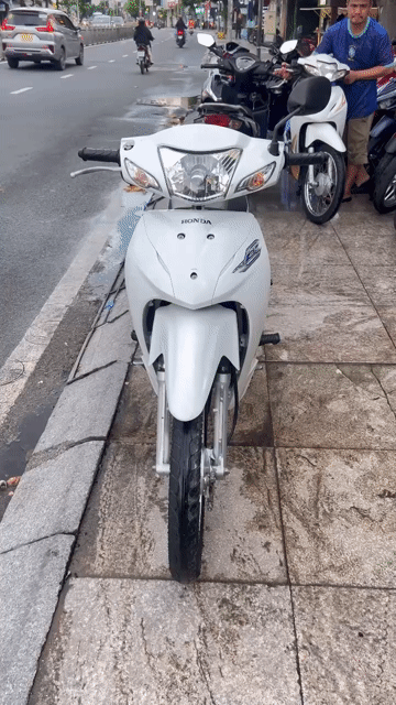 Honda Wave Alpha 2022 Trắng 90%. Mua bán Xe máy tại Quận Tân Phú Tp Hồ Chí Minh được đăng bởi Tuanduy hình 1