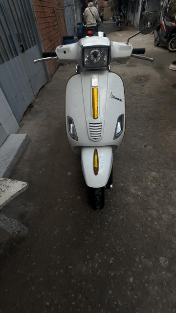Piaggio Vespa LX 2013 Trắng. Mua bán Xe máy tại Quận 7 Tp Hồ Chí Minh được đăng bởi Chuyên Xe Giá Tốt hình 1
