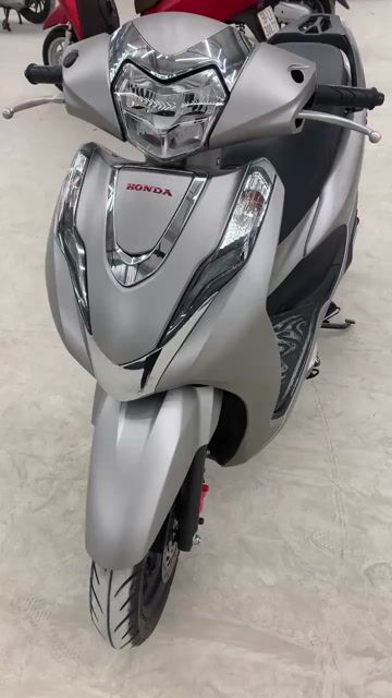 Honda Lead 125 4VAL 2023 Bạc Nhám BSTP Xe Đẹp Zin. Mua bán Xe máy tại Quận Gò Vấp Tp Hồ Chí Minh được đăng bởi Khương Phan hình 1