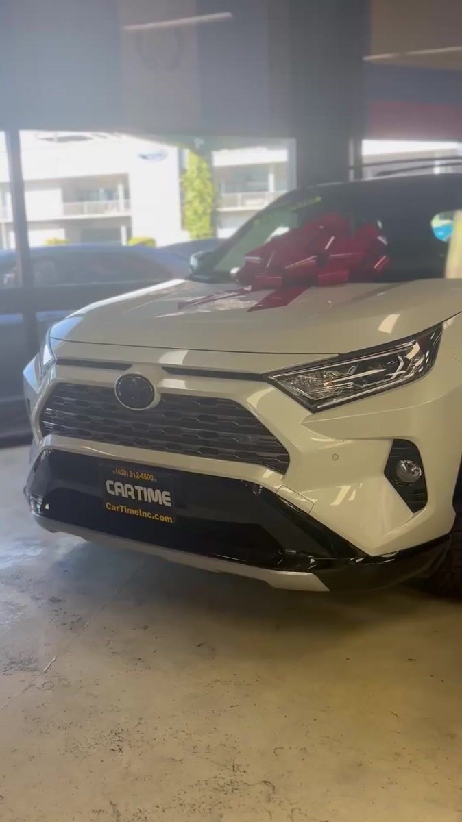 Video thumbnail for 2020 Toyota RAV4