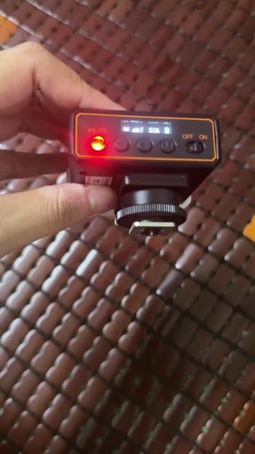 Đèn flash Ulanzi F12 Mới. Mua bán Máy ảnh, Máy quay tại Quận Bình Thạnh Tp Hồ Chí Minh được đăng bởi Hoàng Việt hình 1