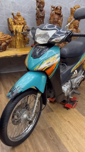 Honda Wave RS dàn áo keo nguyên con, máy êm. Mua bán Xe máy tại Quận 7 Tp Hồ Chí Minh được đăng bởi Xe Cũ Hiếu CT hình 1
