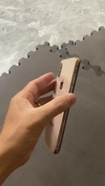 Apple iPhone XS Đen Đã sử dụng. Mua bán Điện thoại tại Quận Tân Phú Tp Hồ Chí Minh được đăng bởi DoThanhHuong hình 1