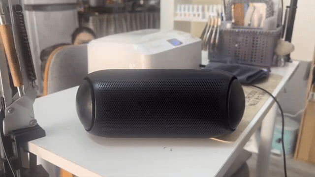 Loa Bluetooth LG XBOOM PL7 Đen Chống nước. Mua bán Tivi, Âm thanh tại Huyện Krông A Na Đắk Lắk được đăng bởi Kel hình 1