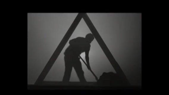 Les bâtisseurs de l'ombre